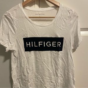 Tommy Hilfiger White Logo Tee (M)